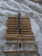 Wieszak drewniany IKEA spodnie spódnica 