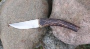 Mały nóż myśliwski 