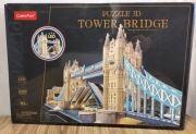 Puzzle 3D Tower Bridge Most Londyński podświetlenie LED 222 el. Cubic Fun