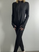 Czarny kombinezon dopasowany, zamek, minimalistyczny rozm. M/L