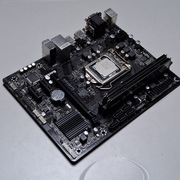 Gigabyte GA-B250M D2V + Intel i5 7400 + 8GB DDR4 2133mhz LGA1151