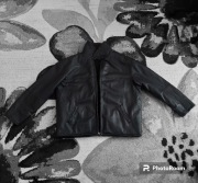 czarna kurtka skórzana