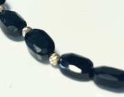 Czarny turmalin Szlif Markiza Złoto 585 kuleczki diamentowane