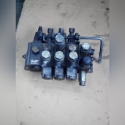 Rozdzielacz do wózka bułgar 2/3-sekcyjny