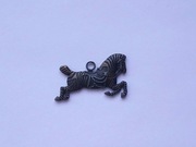 Zawieszka metalowa, wisiorek - ZEBRA - z firmy Red or Dead