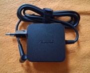 Oryginalny zasilacz, ładowarka do laptopa Asus
