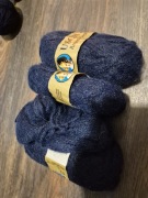 Włóczka moherowa, granatowa, 225g