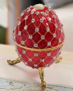 Metalowe jajo Faberge złote z diamentami czerwone szkatułka jajko