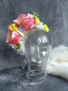 Kwiatowa opaska na głowę, wianek na opasce