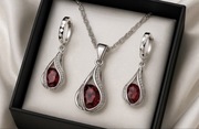 Srebrny komplet biżuterii 925 z czerwonym kamieniem
