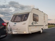 Wynajem przyczepa kempingowa 3 osobowa Lunar