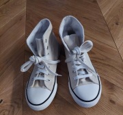 Trampki Keith Haring r 38 kremowe Sinsay