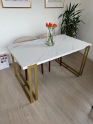 Stół złoty do salonu jadalni 140x80 rozkładany (do 240cm)