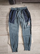 Spodnie dresowe Nike Air Max Rozmiar M Swoosh , Nike Dres , Dresy Jordan
