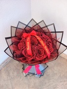 Bukiet róż ze wstążek. Wieczne róże. Dzień kobiet