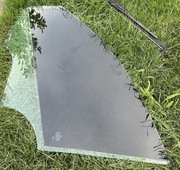 Szyba przód mercedes c300 