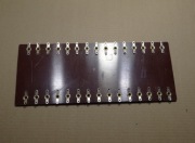 Płytka stykowa 30 styków z podwónych blaszek oczkowych do lutowania.