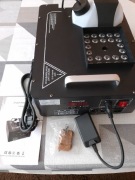 Wytwornica dymu pionowa 1500W RGB 3m wyrzutu