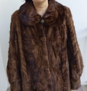 Brązowe futro prawdziwe