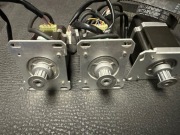 SANYO DENKI 103H7124-20XE42 Bipolarny z enkoderem 1.8*