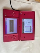Różowe Nintendo DSi