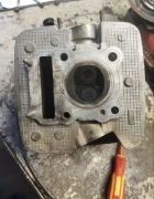 Głowica Suzuki dr 125 sm