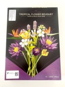 Tropikalny Bukiet Kwiatów – 890 klocków | Botanical Garden DZIEŃ KOBIET