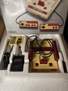 Konsola Nintendo Famicom - oryginał z Japonii, w pudełku