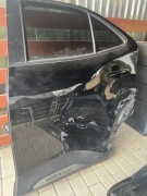 Drzwi Tył lewe toyota yaris cross 2024