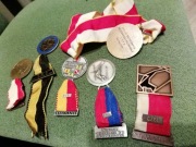 Medal sportowe stare narciarckie pamiątka PRL DDR 1972 73 szwajcarskie