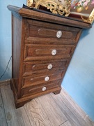 Komoda bieliźniarka szuflady wysoka 