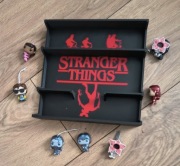 Półka Stranger Things + figurki