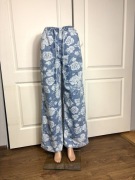 Jeansy damskie niebieskie szwedy w kwiaty wysoki stan S/36 nowe