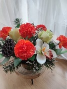 Kompozycja kwiatowa na grób, kompozycja na cmentarz 