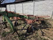 Przewracarka przetrząsarka do siana trawy KUHN