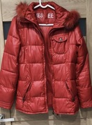 Czerwona kurtka zimowa z kapturem XS 