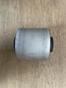 Tuleja wahacza przód Mercedes W203 W209 