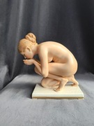 Figurka Rosenthal Pijąca Wodę Akt