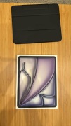 iPad Air 13" (M3) 128GB | Jak NOWY | Tylko 8 cykli! | Magnetyczne etui