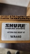 Zestaw antenowy shure WA440  do montażu w racku