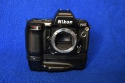 sprzedam aparat nikon F 90 x używany w dobrym stanie
