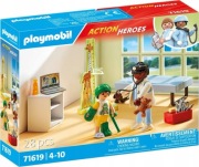 PLAYMOBIL Lekarz pediatra z pluszowym misiem Action Heroes