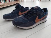 Buty sportowe NIKE rozmiar 35,5