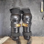 Nakolanniki ochraniacze kolan Moto cross enduro POLO PharaoX