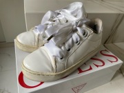Modne buty Guess dla księżniczki rozm. 35