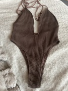 Bardzo sexowny strój kąpielowy jednoczęściowy brązowy M