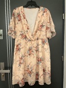 Shein Curve sukienka modny wzór kwiaty kwiecista hit roz.42 