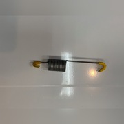 Sprężyna bębna do pralki Electrolux EWT1367VDW