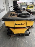 Piaskarka posypywarka solarka Snow Ex 12v