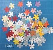 SCRAPKI KRAKÓW kwiatki kwiatuszki mix kolorów aż 135 el. (FG133)